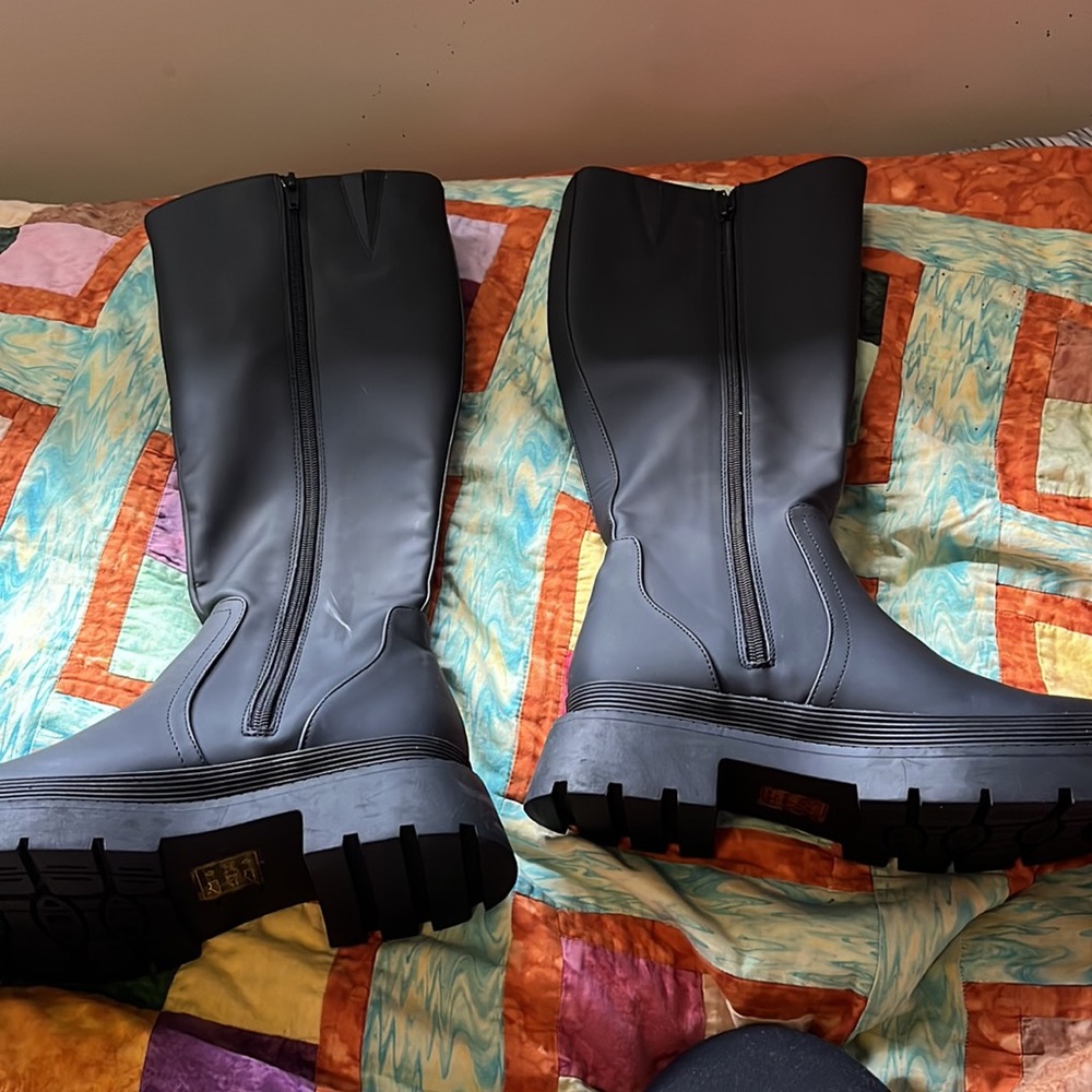 Aldo Black Tall Boots Size 7 - Picture 6 of 7